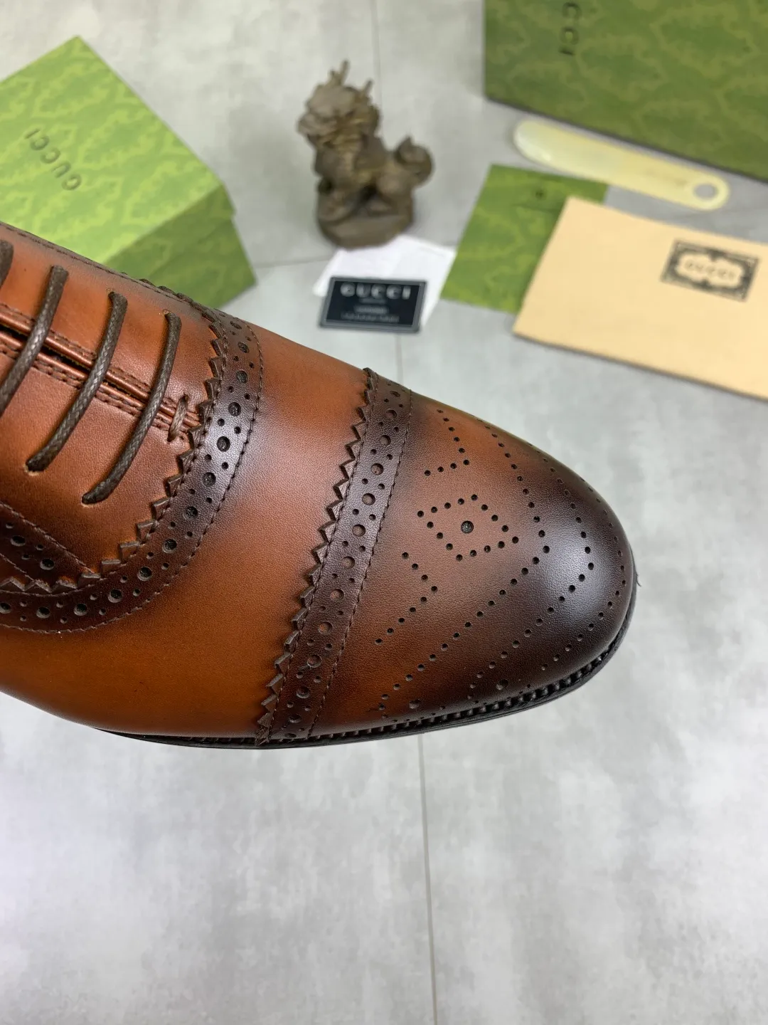 Men's men's shoes 💰P640 [New style] Water dyed cowhide 💰💎💎💎 [Gucci] GUCCI high-end men's formal business leather shoes, original order 1:1! Original imported high-end open-edge beaded calfskin, original metal buckle, imported first-layer cowhide lining for feet. Original high-end outsole, men's shoe size: 39-44 (45 customized) black and brown colors available